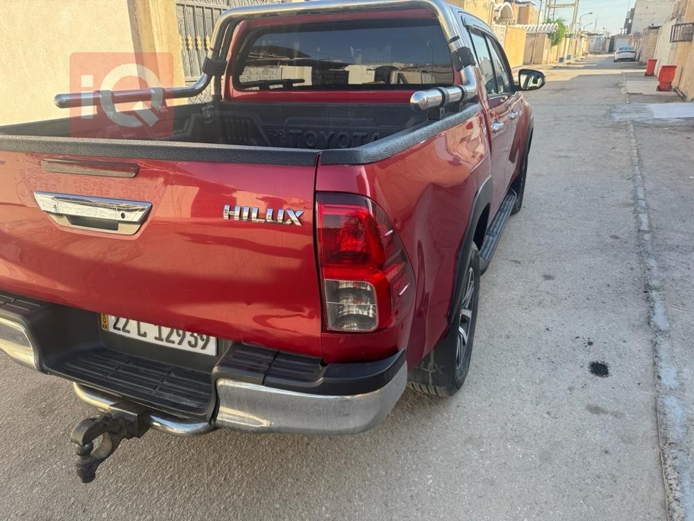 تويوتا هايلوكس